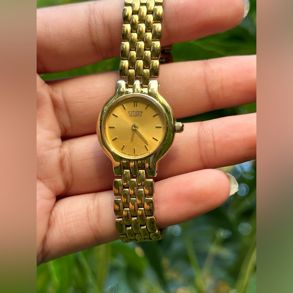 citizen watch with band